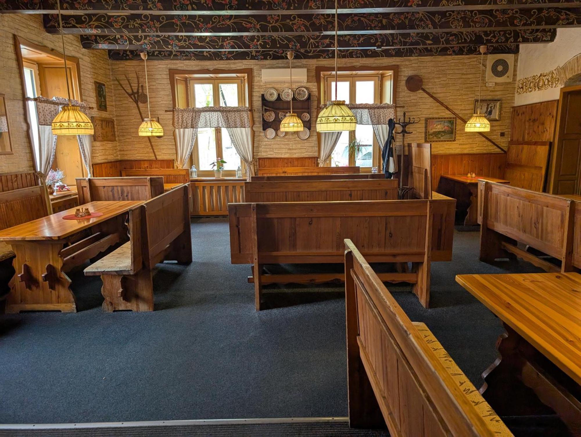 Pension Harcovna Frýdlant nad Ostravicí Bagian luar foto